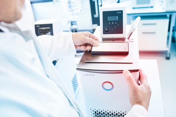 Image_TEC_INS_LAUDA_AlphaHeating_03_1000x665_JPG,0 Image_TEC_INS_LAUDA_AlphaHeating_03_1000x665_JPG,0