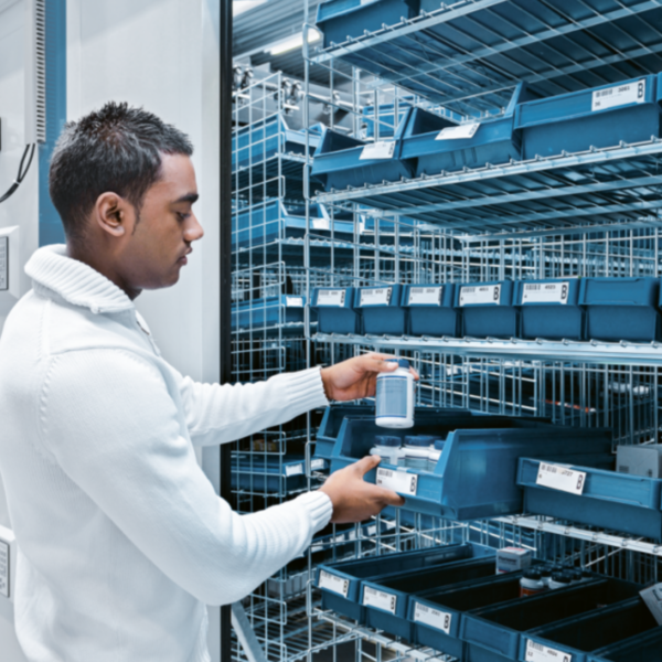 comp_Image_Product_TEC_SCE_Kardex_HorizontalCarousel_1000x665_JPG_021 comp_Image_Product_TEC_SCE_Kardex_HorizontalCarousel_1000x665_JPG_021